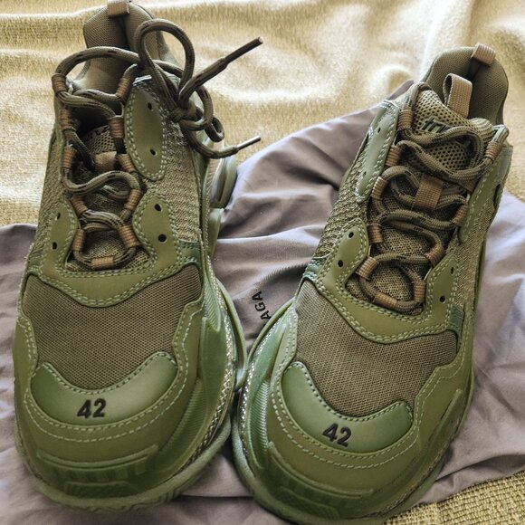 Balenciaga Triple S Clear Sole - Picture 1 of 4